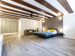 3 Schlafzimmer, Bügeleisen/Bügelbrett, Internetzugang, Bettwäsche