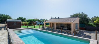 House with private pool only 500m beach