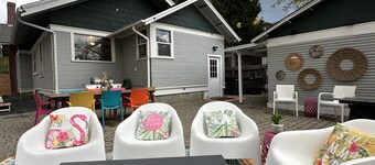 Ida Hygge: A Downtown Craftsman w/ Hot Tub+5 BdRms