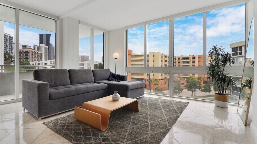 Roami at Sunny Isles