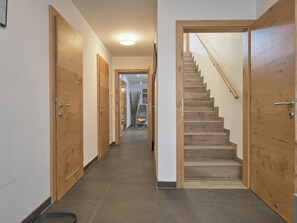 Interior - Sustainable apartment with terrace and wellness (Piesendorf)