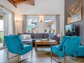 TV - Comfortable apartment with sauna and balcony (Piesendorf)