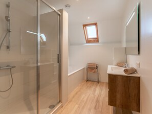 Bathtub, hair dryer - Beautiful holiday home near the beach (Koksijde)