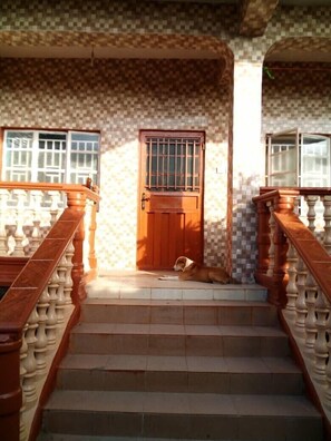 Exterior detail - A room with a view (Freetown)