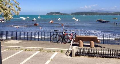 Individual accommodations near the sea, nice for bathing and biking holidays