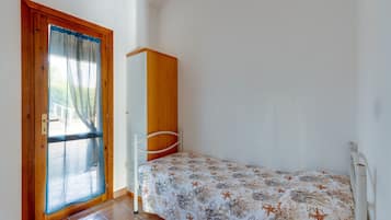 2 bedrooms, free WiFi, bed sheets