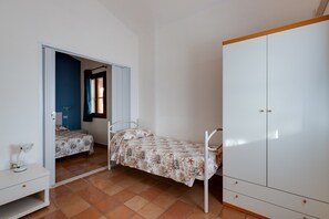 2 bedrooms, free WiFi, bed sheets