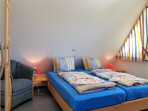 2 Schlafzimmer, Reisekinderbett, WLAN