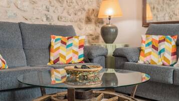 TV, DVD player, stereo