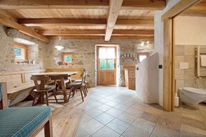 Dining - Mountain Chalet "Bio Wild" with Mountain View & Garden; Pet-Friendly (Bocenago)