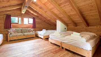 1 bedroom, iron/ironing board, bed sheets