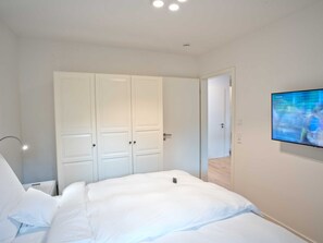 3 chambres, coffres-forts dans les chambres, lit parapluie, Wi-Fi