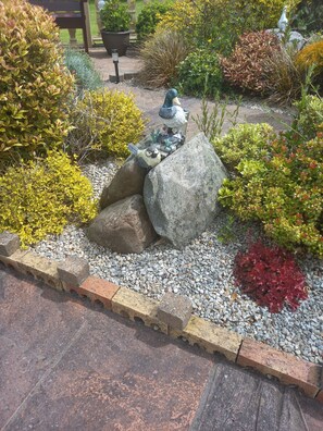 Apartment | Property grounds - Country Cottage Apartment, Valentia Island, Kerry (Valentia Island)