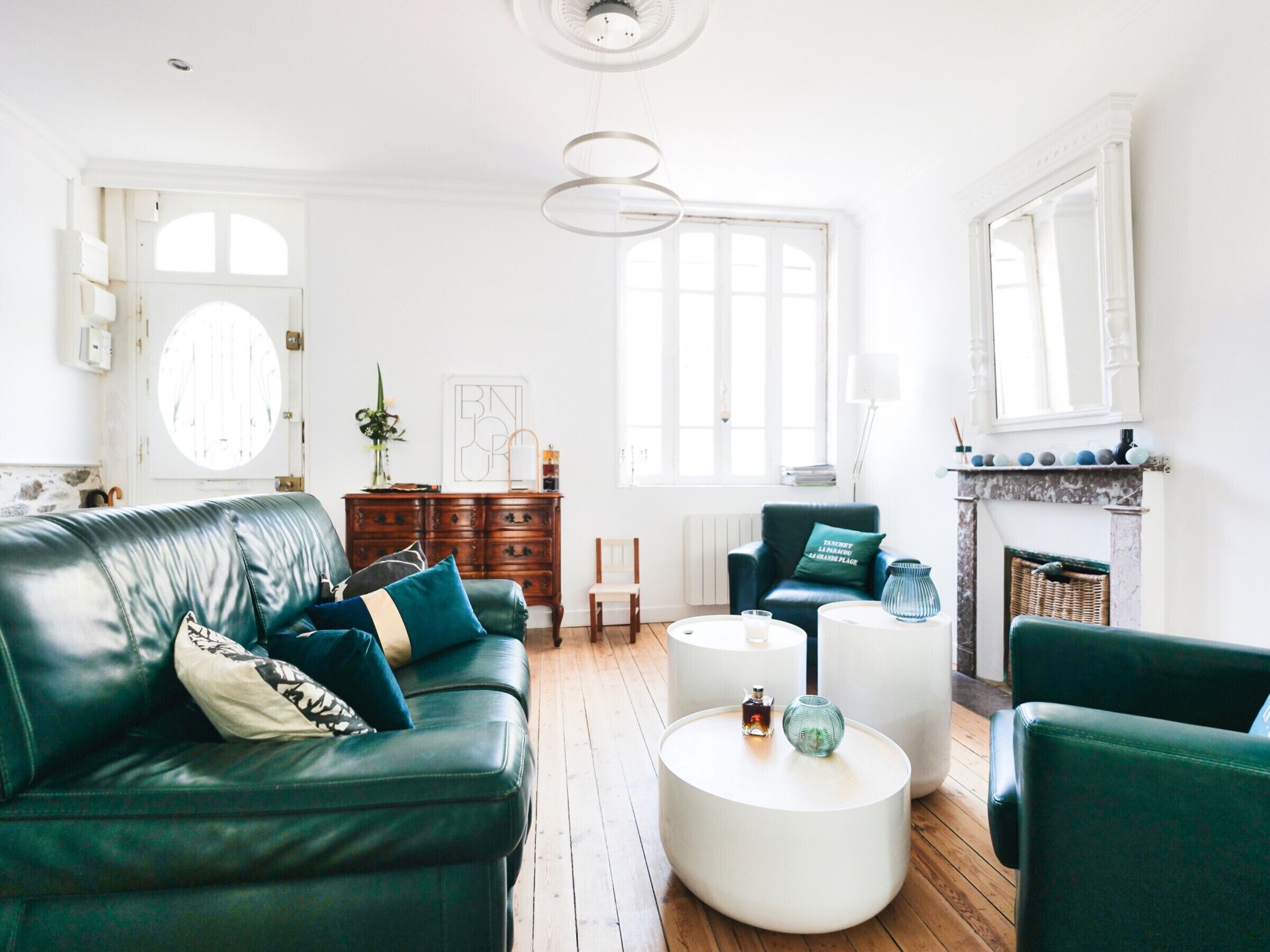 Télévision, espaces bureaux