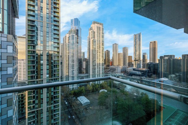 Superior Apartment, 1 Bedroom | Balcony - MySquare Apartments Canary Wharf (London)