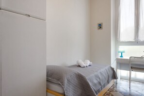 2 室のベッドルーム、アイロン / アイロン台、WiFi