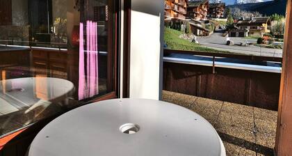 Cómodo apartamento de 2 + 1 habitaciones, 38m² - 6 personas, cerca del telecabina y del centro, terraza al sur