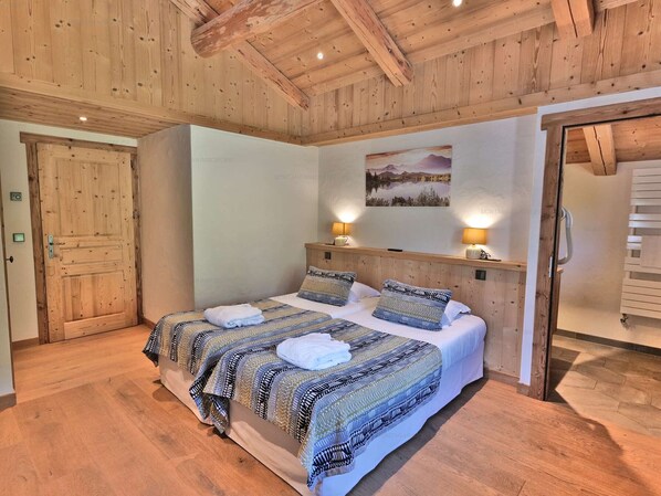 5 bedrooms, free WiFi