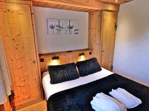 2 bedrooms, free WiFi, wheelchair access