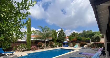 "Le Caroubier" Splendid 3 Bedrooms Bungalow
