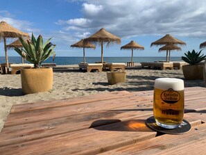 Beach - Beautiful 2-bed Apartment in Estepona With Seaview (Estepona)