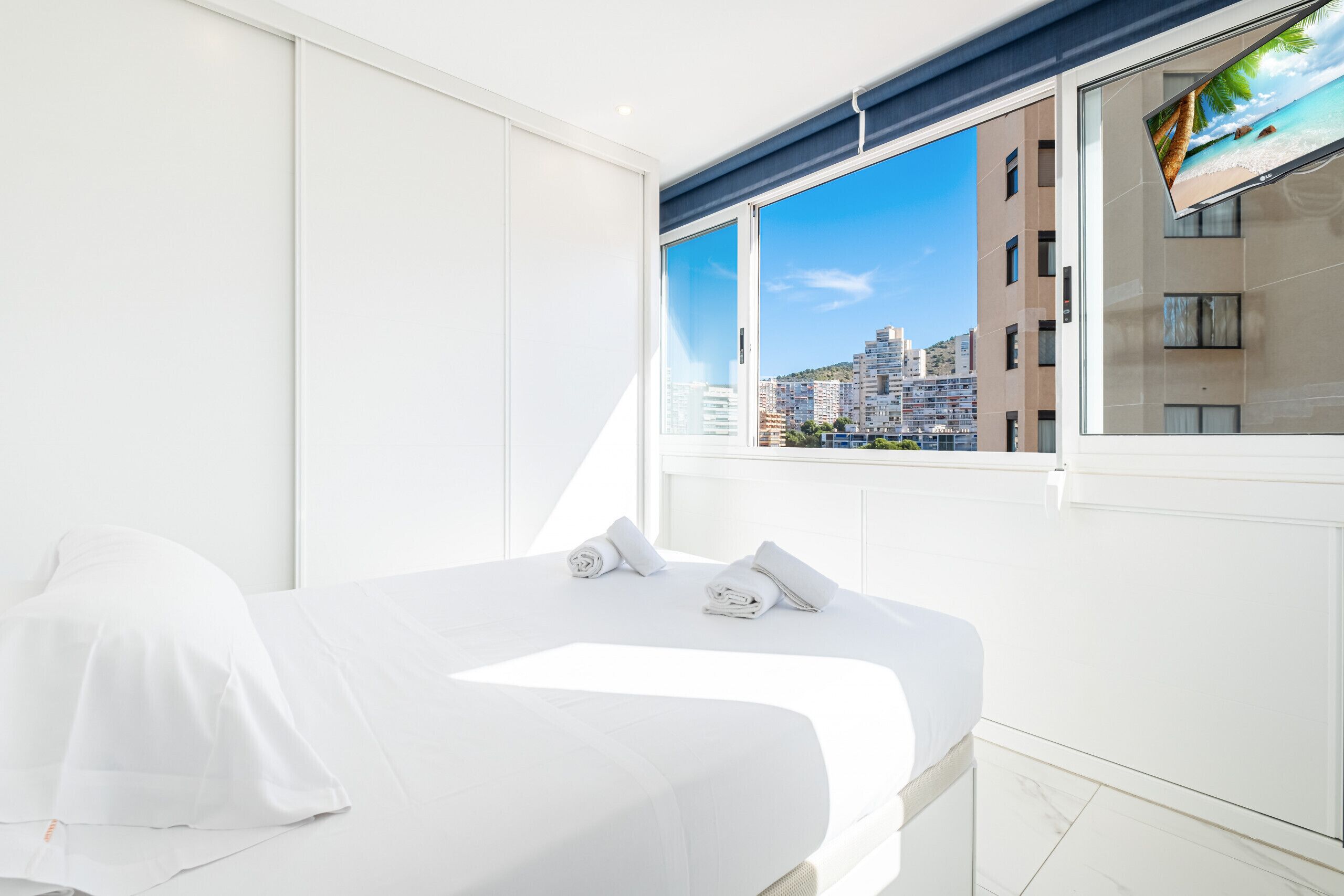1 chambre, fer et planche à repasser, Wi-Fi gratuit, draps fournis