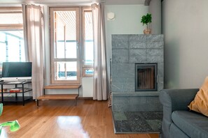 Deluxe Penthouse | Living area