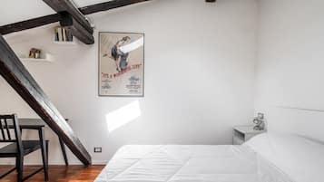 Condo | 1 quarto, escrivaninha, Wi-Fi de cortesia, roupa de cama