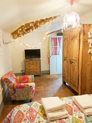 4 Schlafzimmer, Bügeleisen/Bügelbrett, Reisekinderbett, kostenloses WLAN
