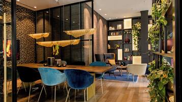 Bar (in der Unterkunft)