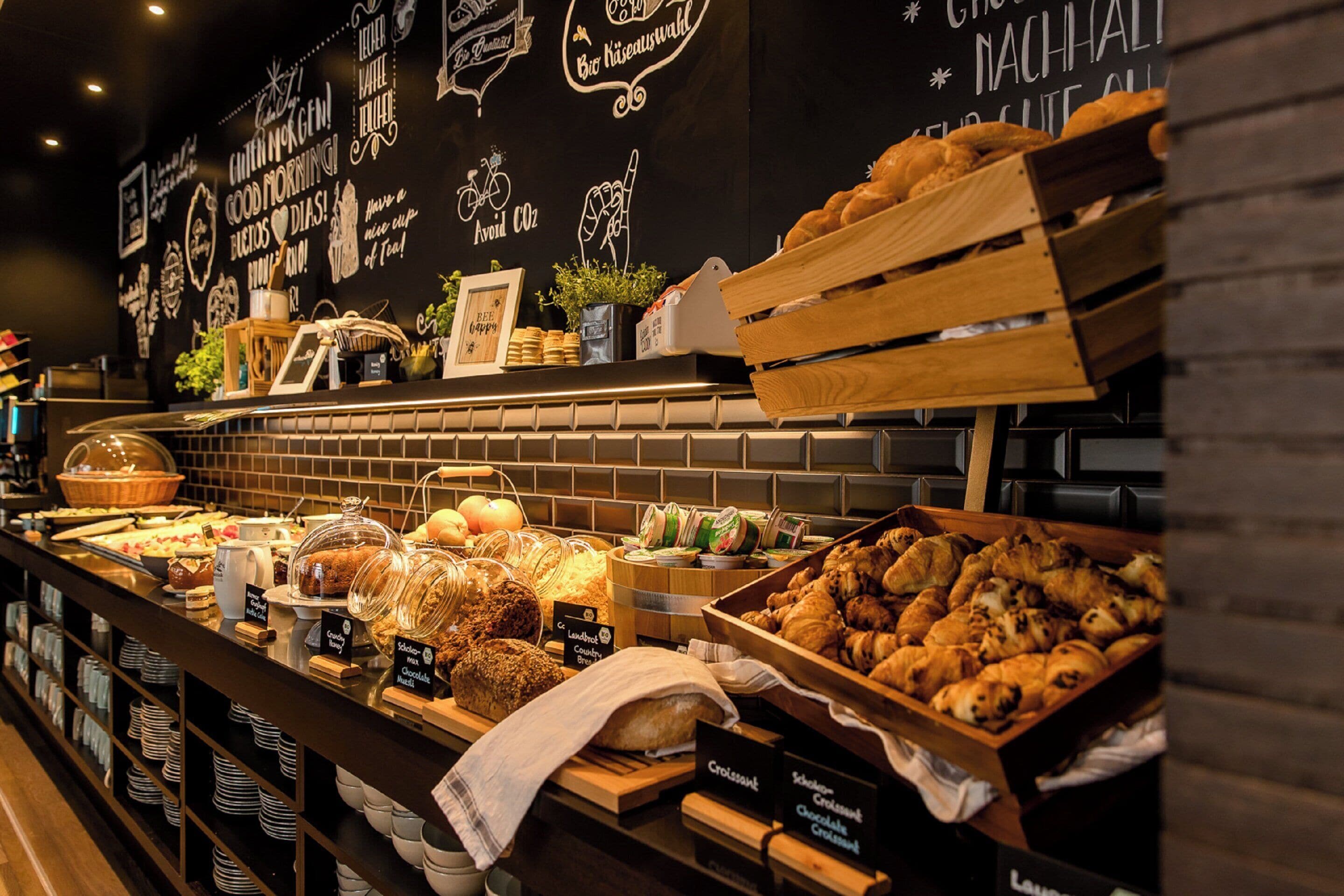 Dagelijks ontbijtbuffet (EUR 16.90 per persoon)