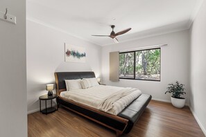7 Schlafzimmer, BĂŒgeleisen/BĂŒgelbrett, kostenloses WLAN