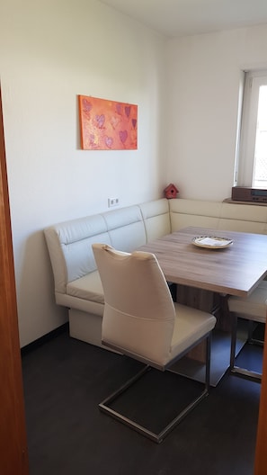 Dining - Winterberg-schmallenberg-bödefeld Wohnung mit Balkon und Toller Aussicht (Schmallenberg)