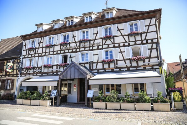 Front of property - Auberge Alsacienne (Eguisheim)
