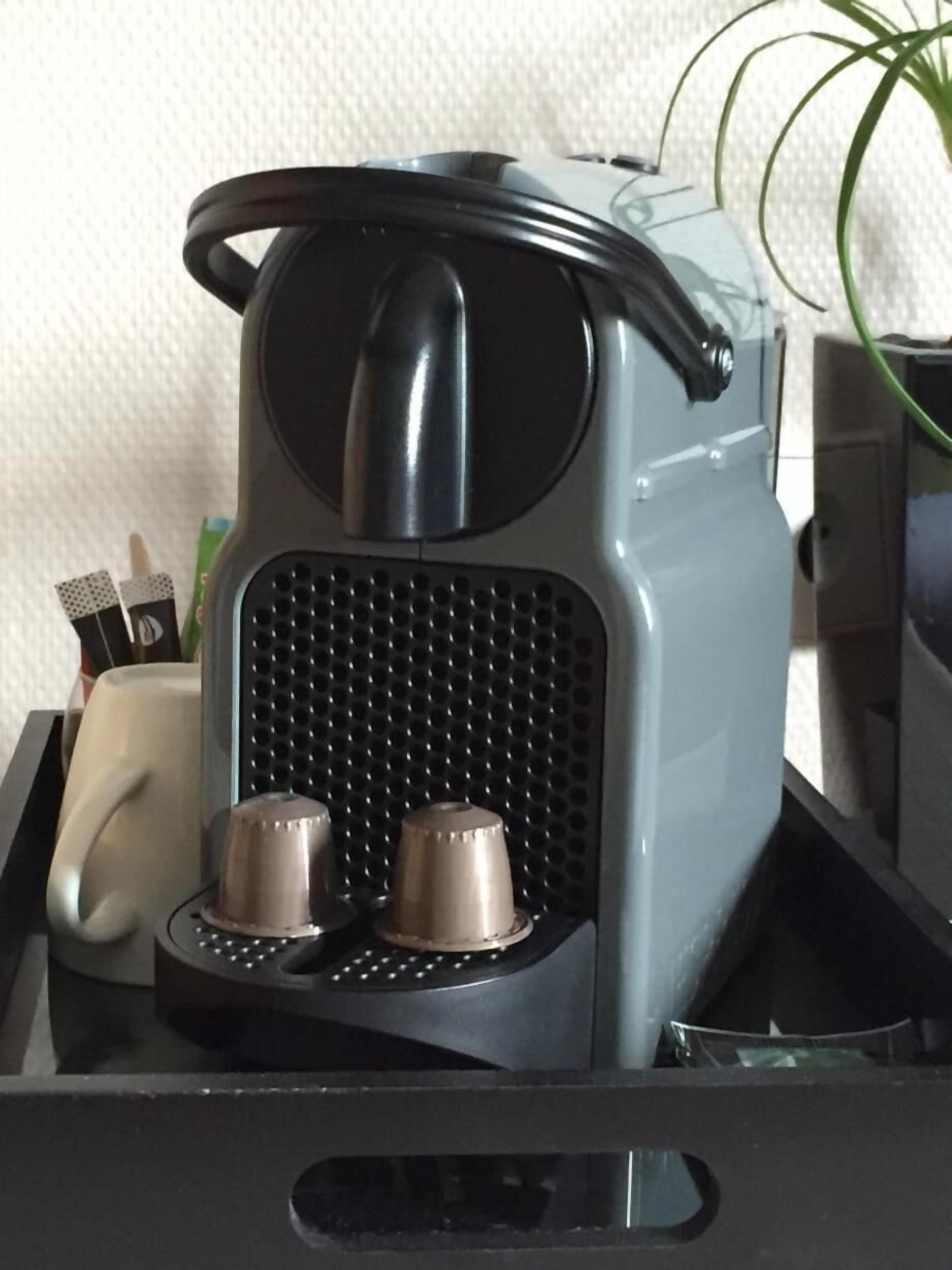 espresso maker, coffee/tea maker, electric kettle