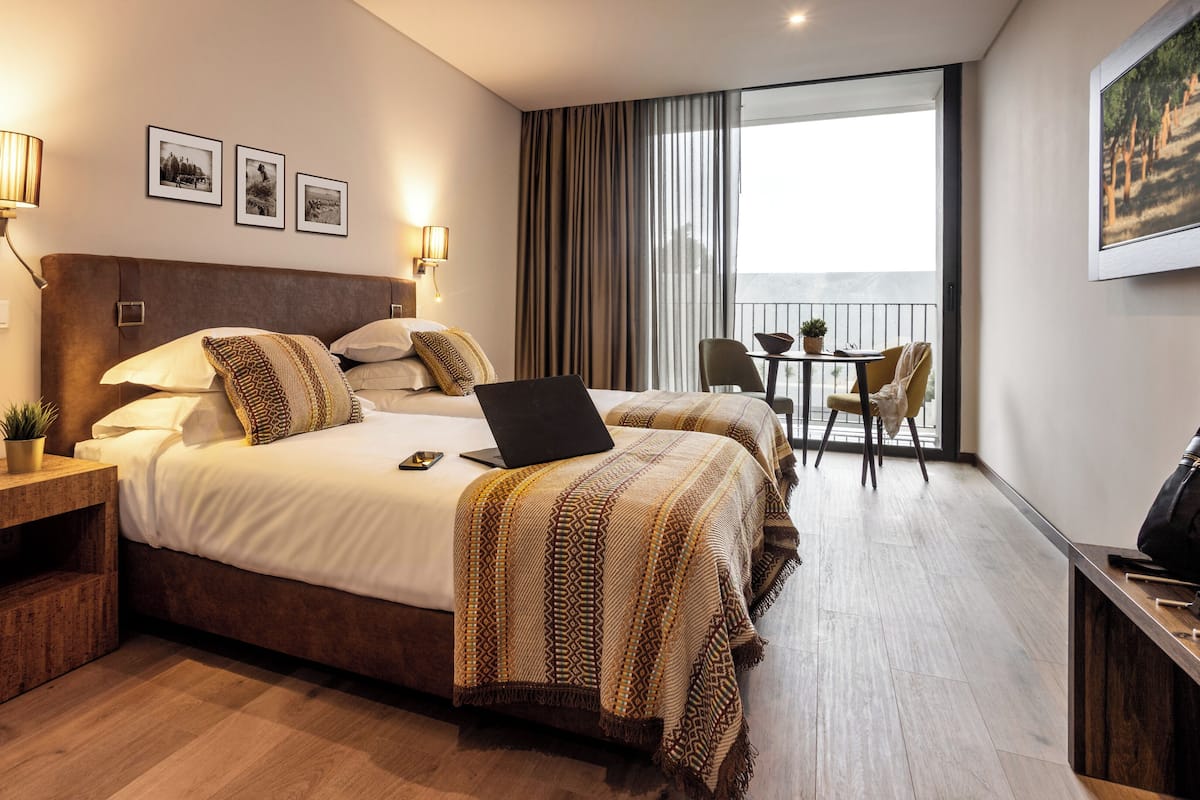 Double Room | Minibar, desk, laptop workspace, soundproofing