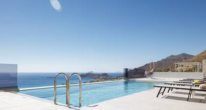 *Brand new* villa Nerea, amazing sea view, pool