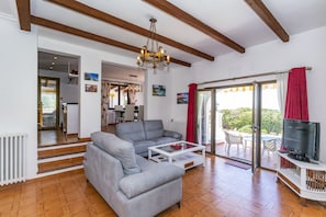 TV connectée, cheminée