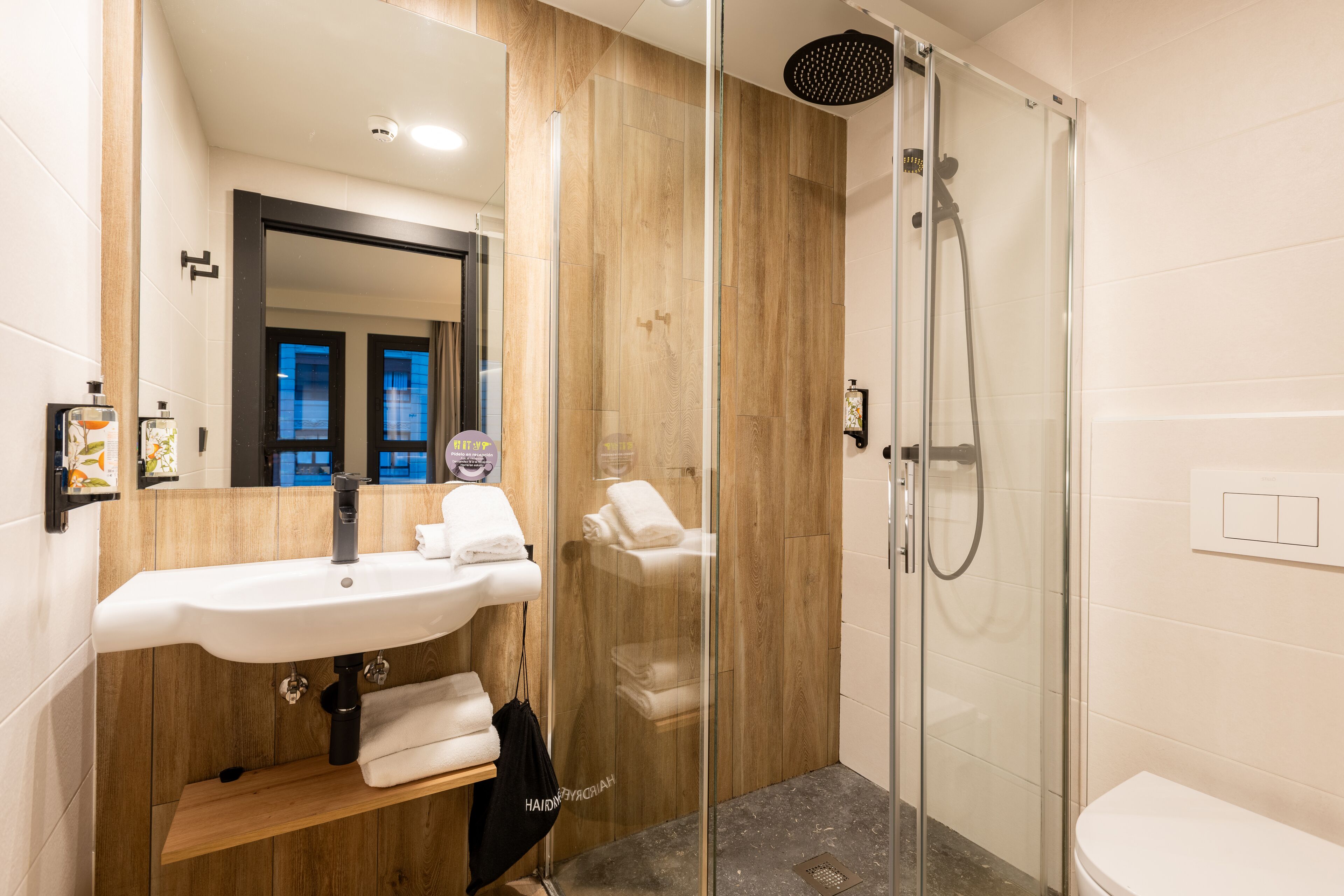 deluxe room | bathroom | shower, rainfall showerhead