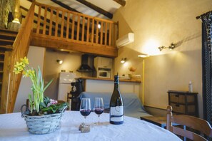 Interior - Charming gîte in the heart of the vineyards - Swimming pool, Jacuzzi & Air conditioning (Fressac)