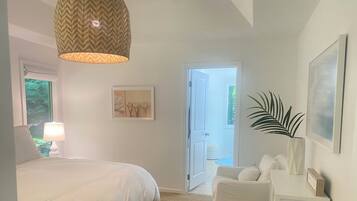 3 bedrooms, travel cot, free WiFi, bed sheets