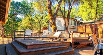 Digger Pine Getaway at Pine Mountain Lake