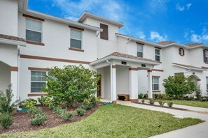 Townhome, 4 Bedrooms | Exterior