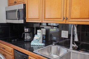 Fridge, microwave, oven, stovetop - Studio Home Just a Minute Walk from the Beach!  Book before gone! (Panama City Beach)