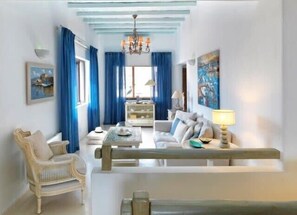 TV, fireplace, offices