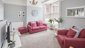 House | Living area - Squirrels Leap (Whitby)