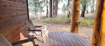 Grey Moose: Mountain Views & Nearby Trails