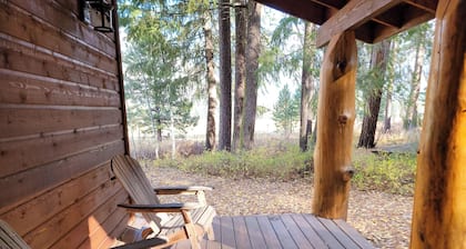Grey Moose: Mountain Views & Nearby Trails