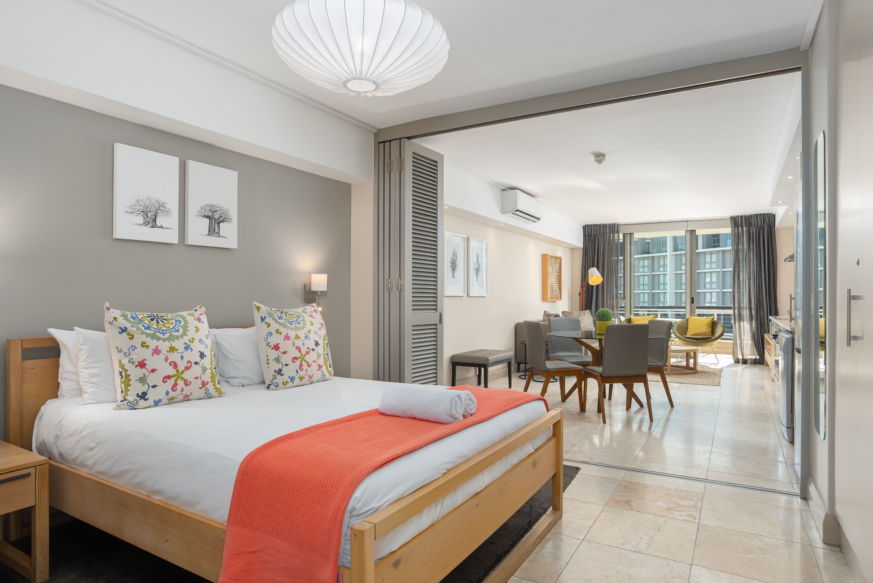 1 chambre, fer et planche à repasser, Wi-Fi, draps fournis