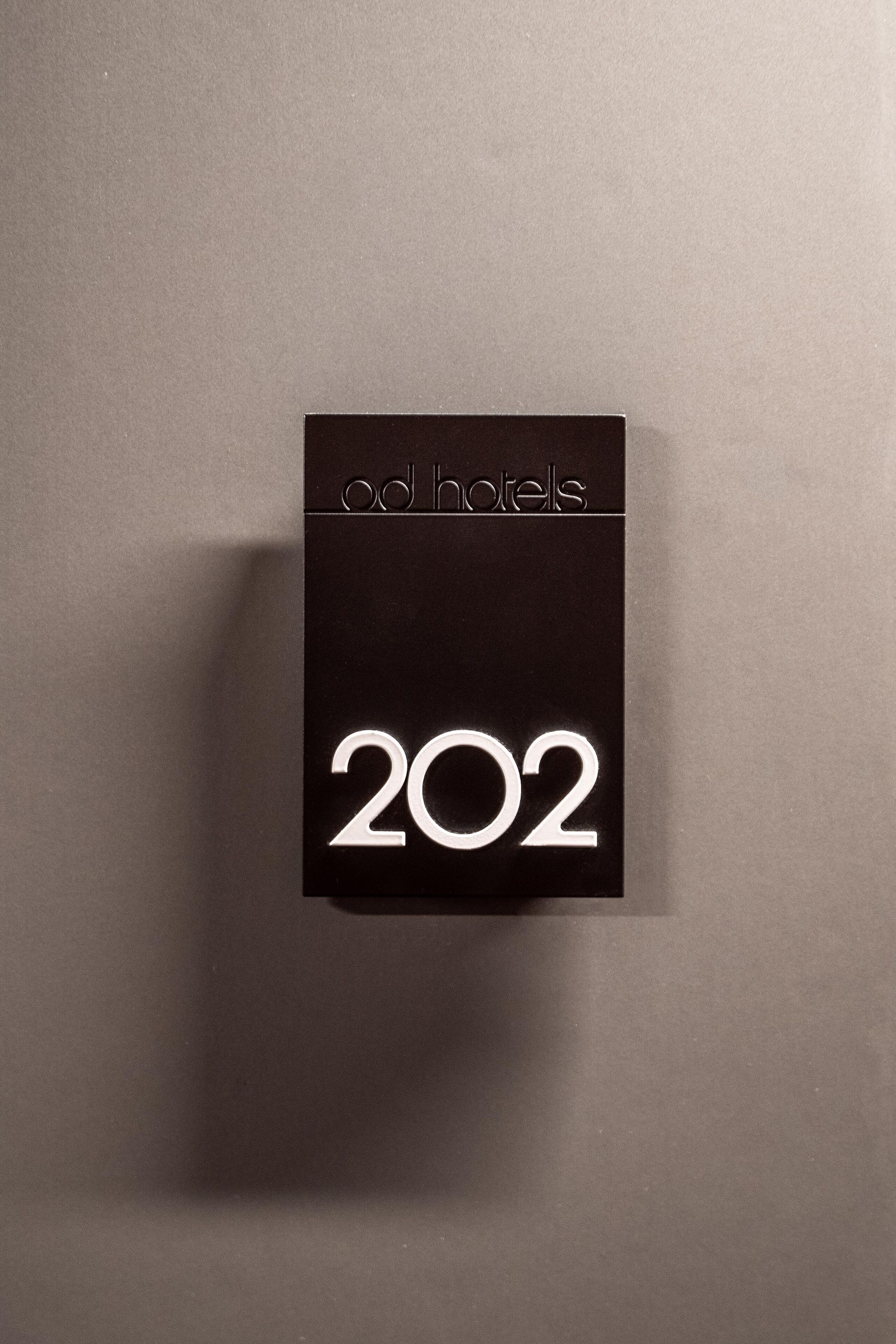 deluxe double plaza view | 1 bedroom, minibar, in-room safe, desk